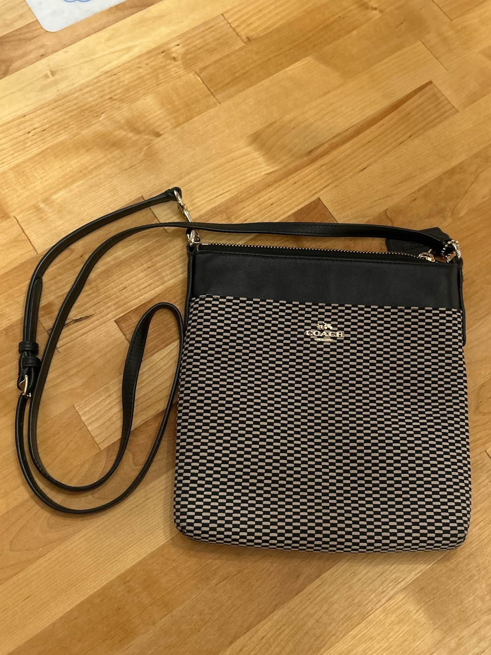 Coach Kitt Jacquard Tan Black Leather Crossbody‎ Bag